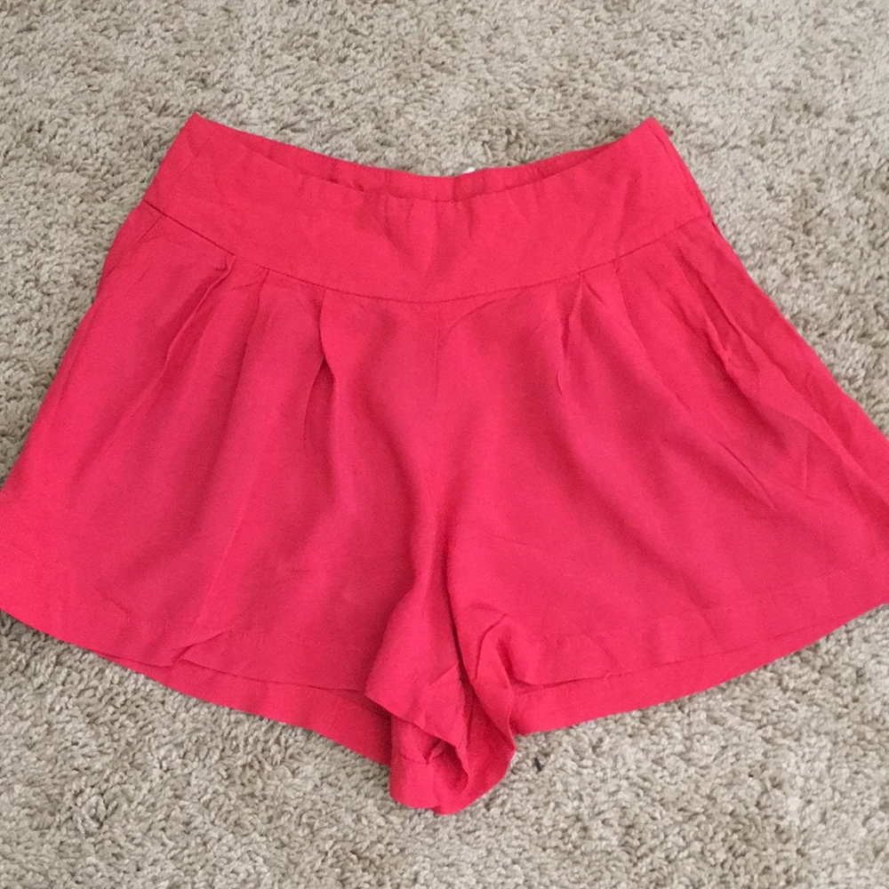 Flowy shorts